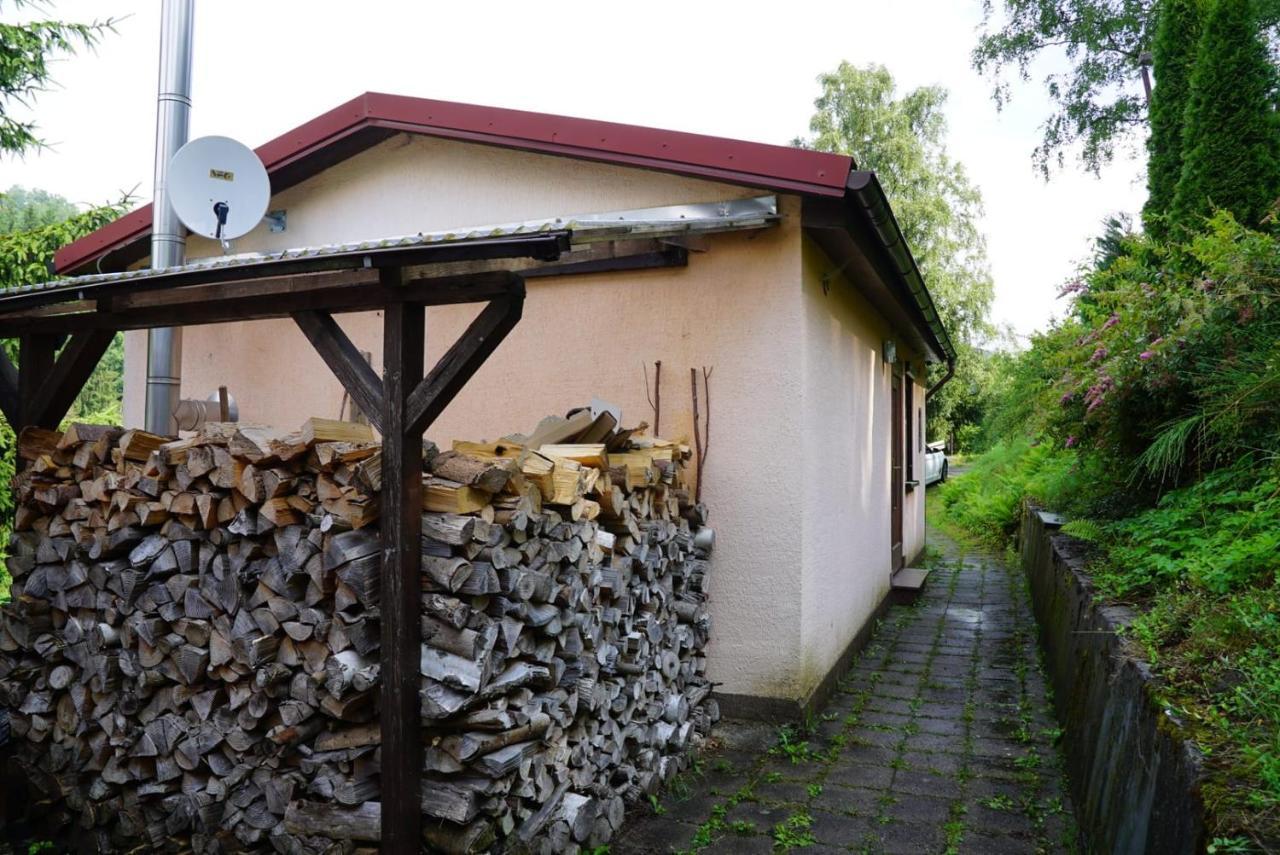 Ruhiges Ferienhaus Am Waldrand Mit Sauna Und Kamin - Hellaberg II Langenbach  Kültér fotó